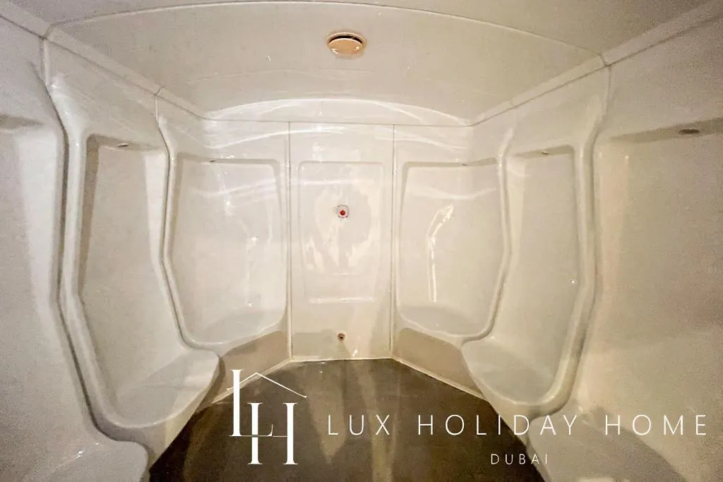 Lux The Voleo Canal View Suite Dubai 0*,