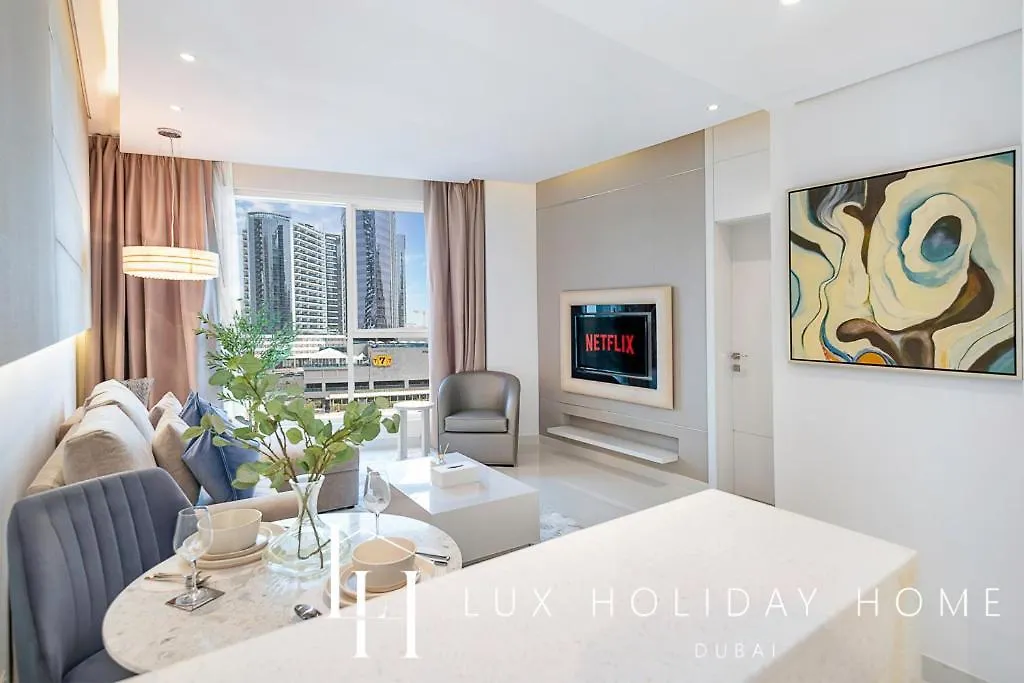 Lux The Voleo Canal View Suite Dubai United Arab Emirates